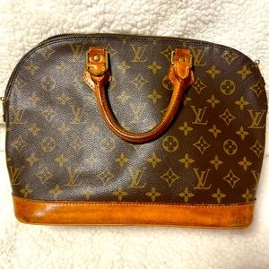 Louis Vuitton Alma Handbag authentic